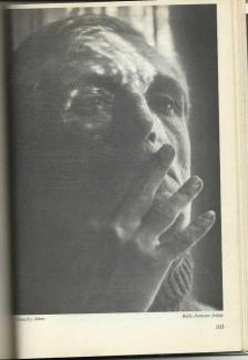 Mozgó Világ 1982